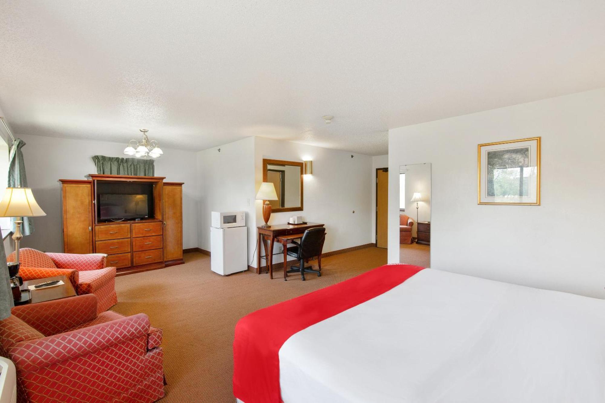 Oyo Hotel Portage I-94 Екстериор снимка